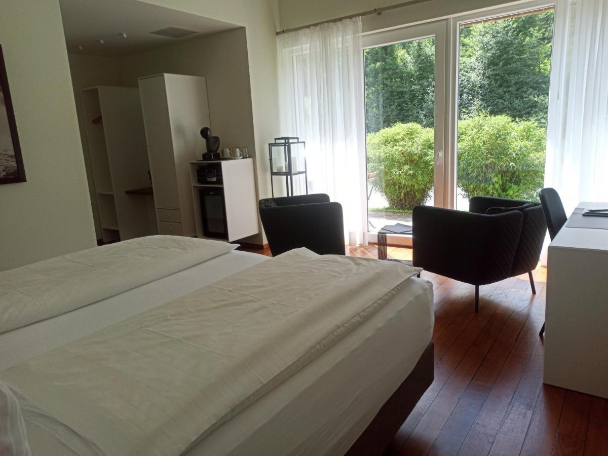 Motelplushotel Biggeseefront Olpe bei Meschede エクステリア 写真