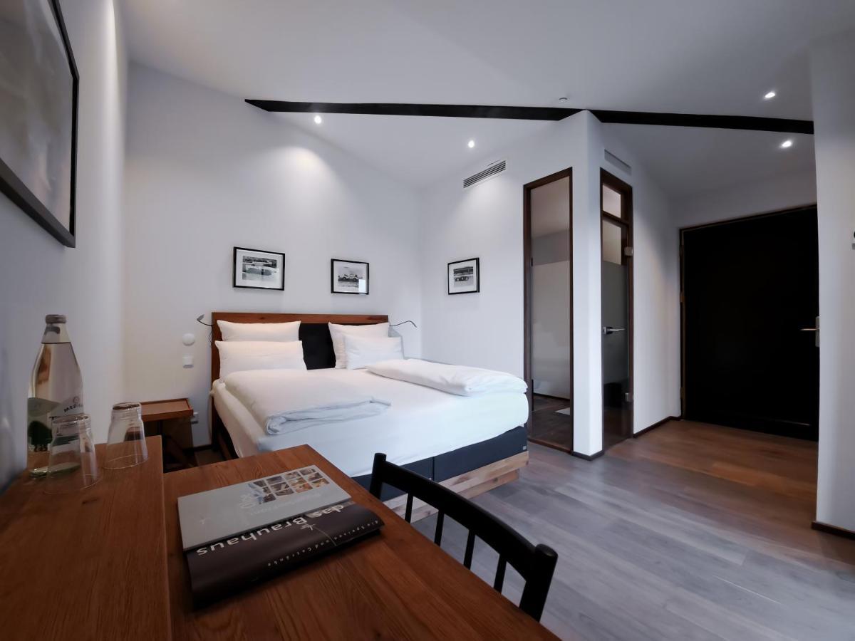 Motelplushotel Biggeseefront Olpe bei Meschede エクステリア 写真